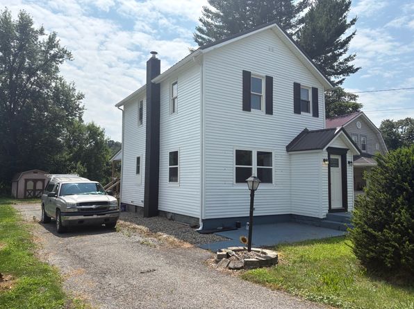 306 Jackson St