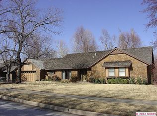 608 E Van Buren St, Broken Arrow, OK 74011