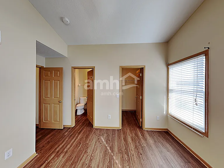 1032 Hidden Cove Way — Photo 10
