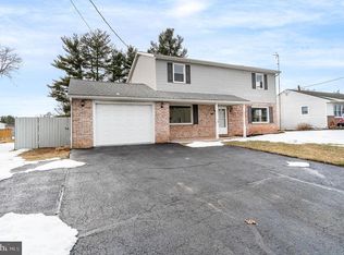 43 Kohler Mill Rd, New Oxford, PA 17350