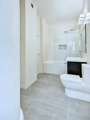 Sold by Sotheby's International Realty | media 7