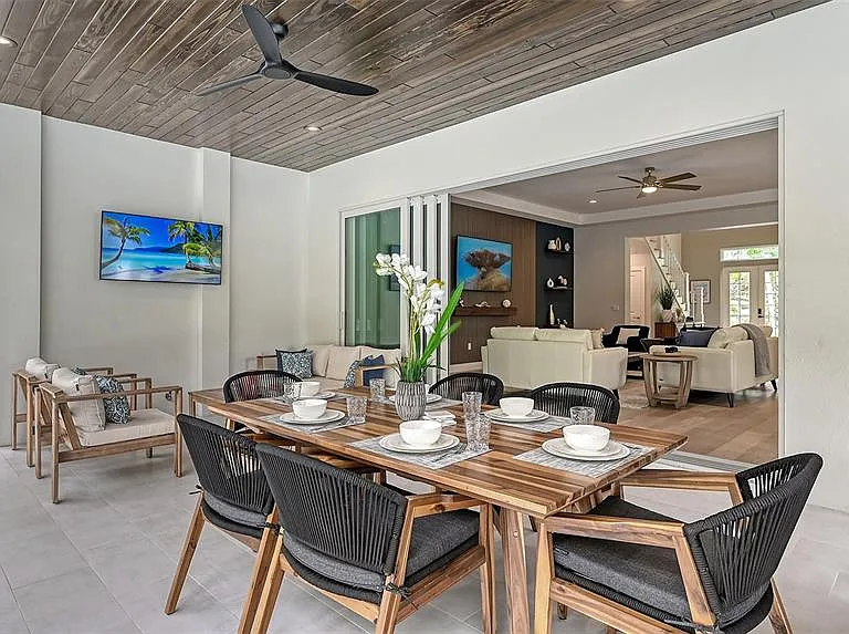 1537 Siesta Dr — Photo 72