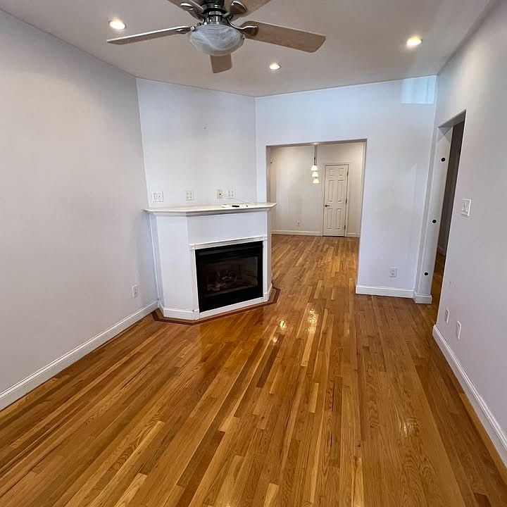 1st image of 12 Howell St #4