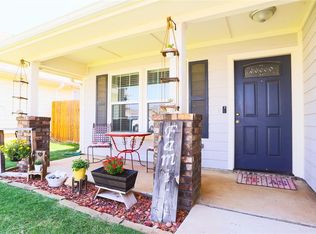 236 Lovers Path Dr, Springtown, TX 76082