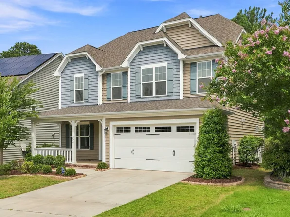 232 Turner Oaks Dr, Cary, NC 27519