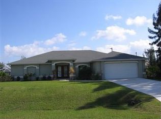 2733 SW 11th Pl, Cape Coral, FL 33914