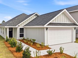 141 Chateau Ln, Port Saint Joe, FL 32456