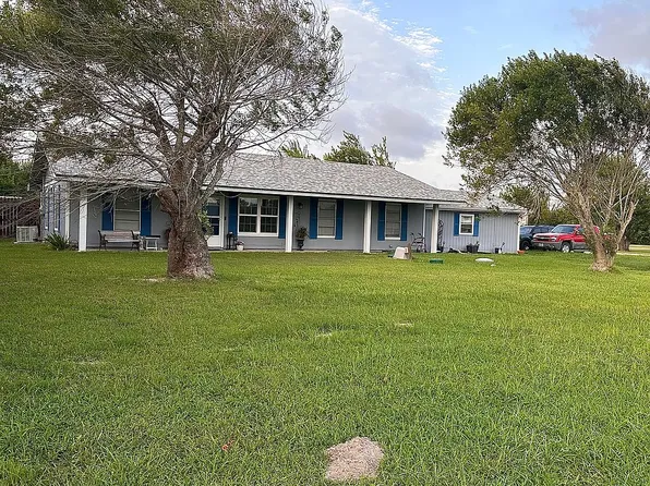2548 Murphy Rd, Aransas Pass, TX 78336