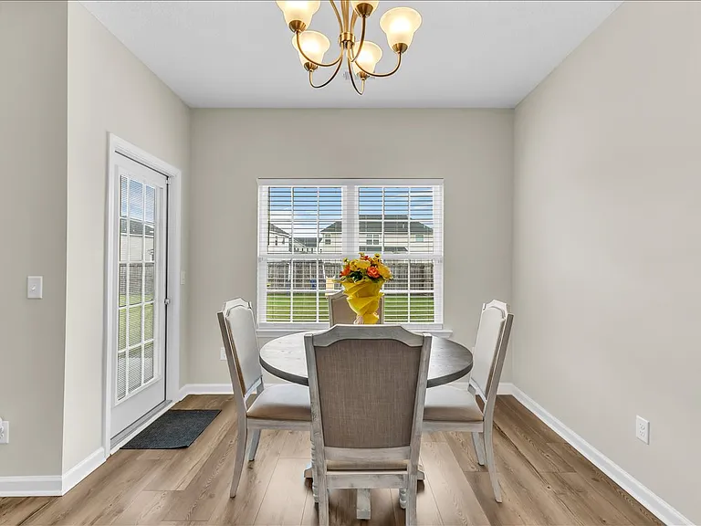 36 Herty Ln — Photo 16