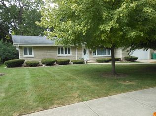 311 Reedwood Dr, Joliet, IL 60436