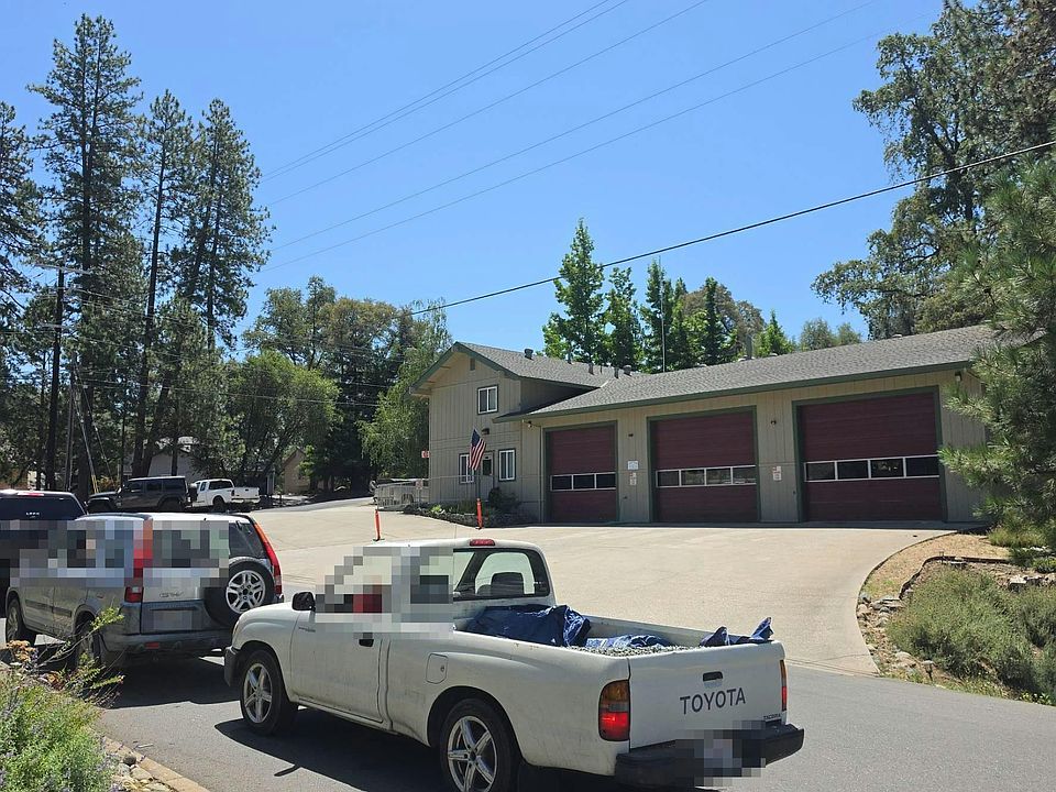 2nd image of 20324 Chaparral Cir