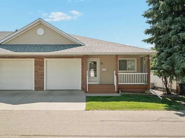 100 N Fairmont Blvd S #12, Lethbridge, AB T1K 7H9