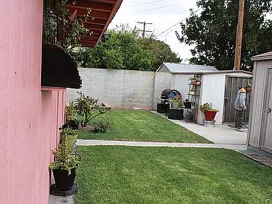 3 bed, 1.5 bath, 1492 sqft, $3,600 — Photo 2