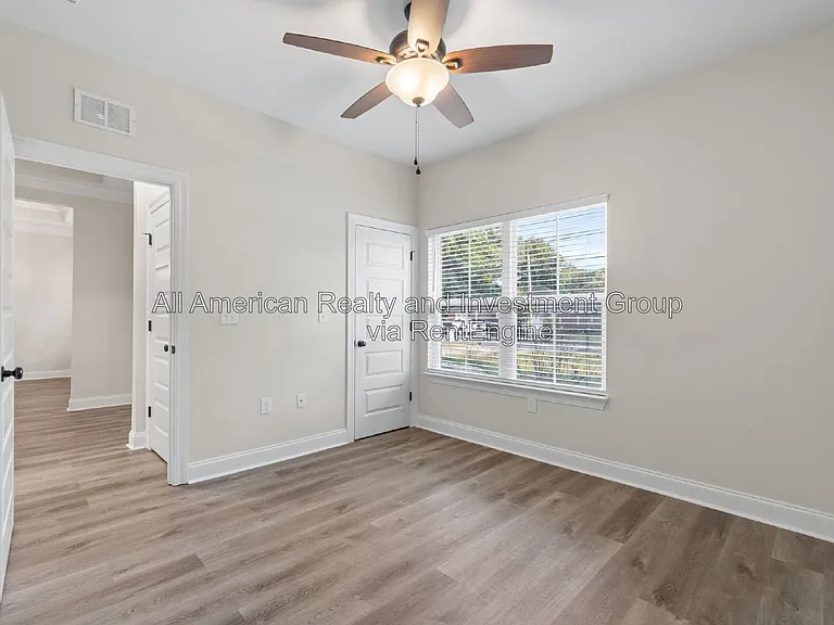 331 Adams Dr — Photo 19