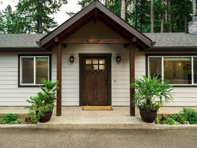 15760 S Holcomb Blvd, Oregon City, OR, 97045