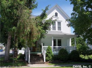 16 Green St, Camillus, NY 13031