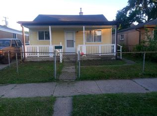 11212 Chalmers Ave, Warren, MI 48089