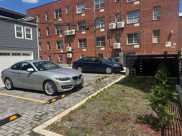 1307 Longfellow St NW #9 — Photo 32