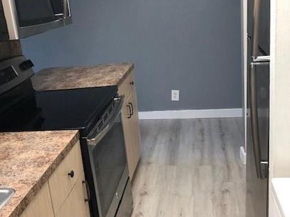3rd image of 4445 Treehouse Ln #106