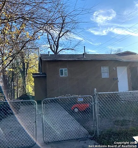1902 Lennon Ave #2 Photo 1