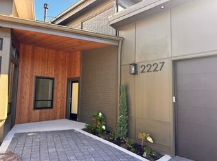 2227 Ridgebrook Dr, West Linn, OR 97068