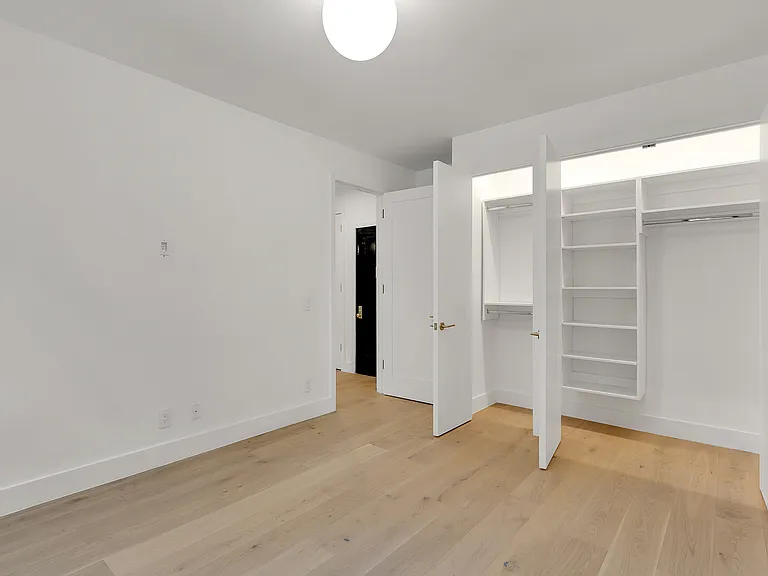 145 Henry St #6E — Photo 13