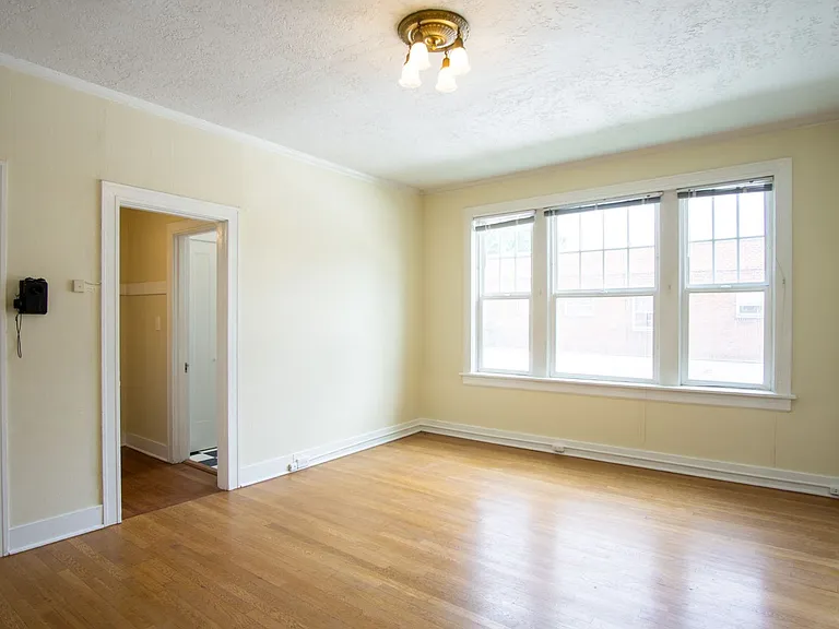 1034 NW 21st Ave #21 — Photo 2
