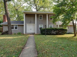 916 W Valley Ct, Springfield, MO 65807