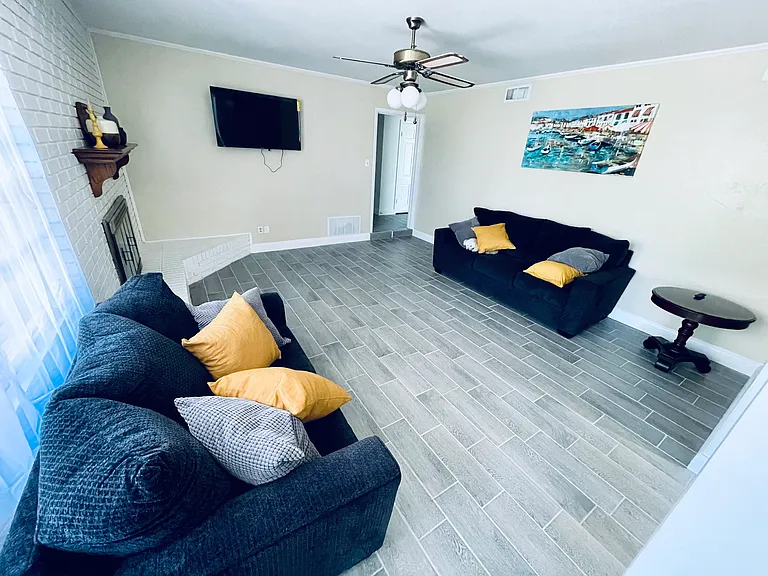 3104 W Avenue T — Photo 14