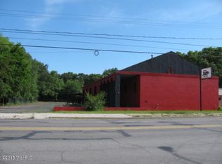 928 E Broadway Ave, Norton Shores, MI 49444