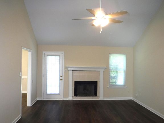 3rd image of 3659 Crawfordville Drive Drive