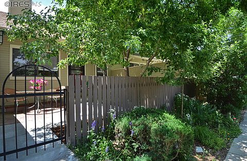2nd image of 370 S Taft Ct