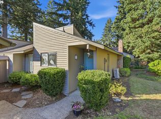 8109 NE 14th St APT D, Vancouver, WA 98664