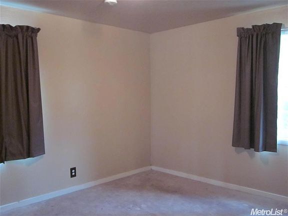 4th image of 2505 W Princeton Ave