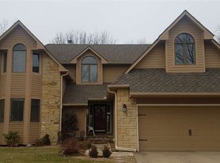 1313 N Coachhouse Ct, Wichita, KS 67235
