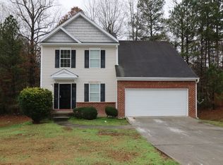 6833 Merrywood Dr, Fairburn, GA 30213