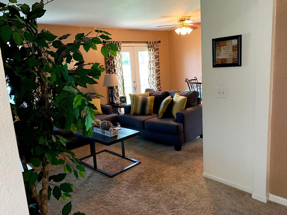 Desired open floor-plan. Newer paint & carpet, upgraded ceiling fans in all areas. (Images are of similar unit - unit has newer light gray paint throughout.)