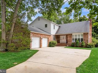 2413 Clover Ln, Millville, NJ 08332