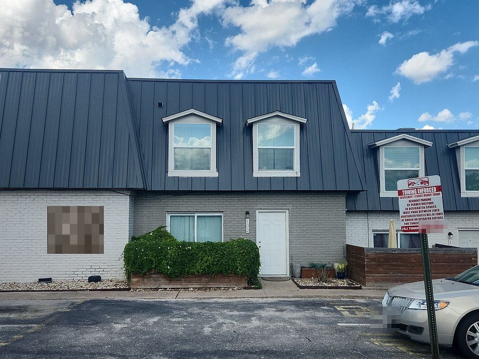 1st image of 300 E Croslin St APT 102