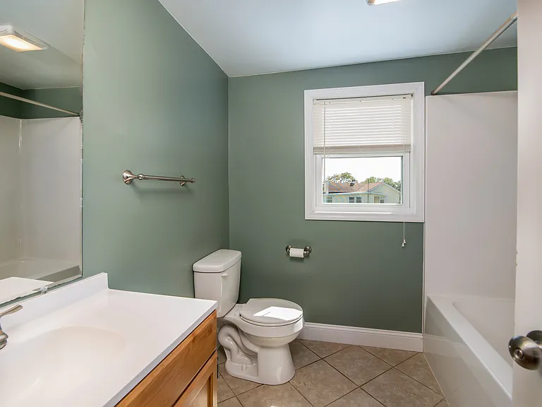 183 Clark St — Photo 12