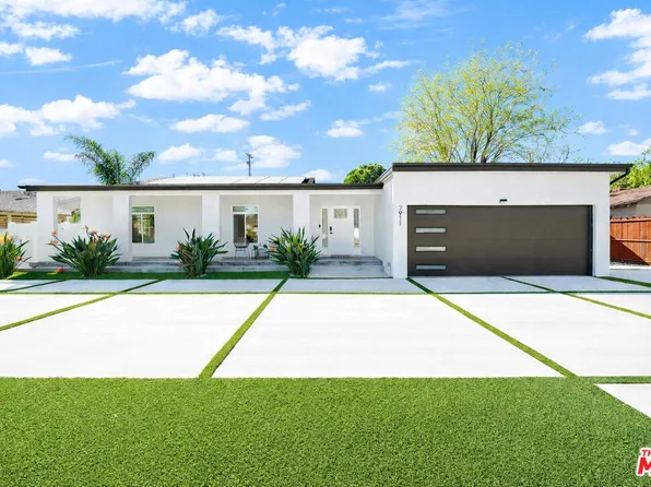 7911 Paso Robles Ave, Van Nuys, CA 91406