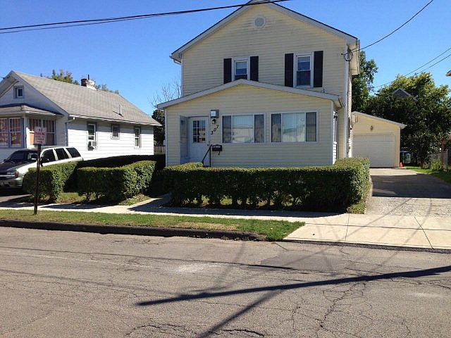 1st image of 307 W Warren St