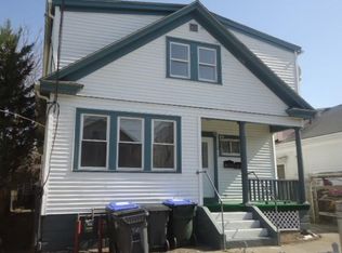 25 Pumgansett St, Providence, RI 02908