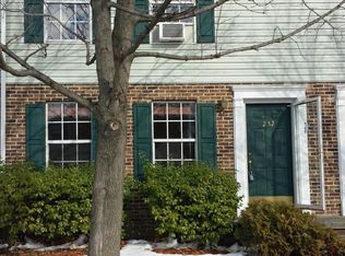 252 Waterford Ln, Winchester, VA 22602