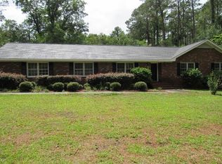 1037 Wildwood Rd, Waycross, GA 31503