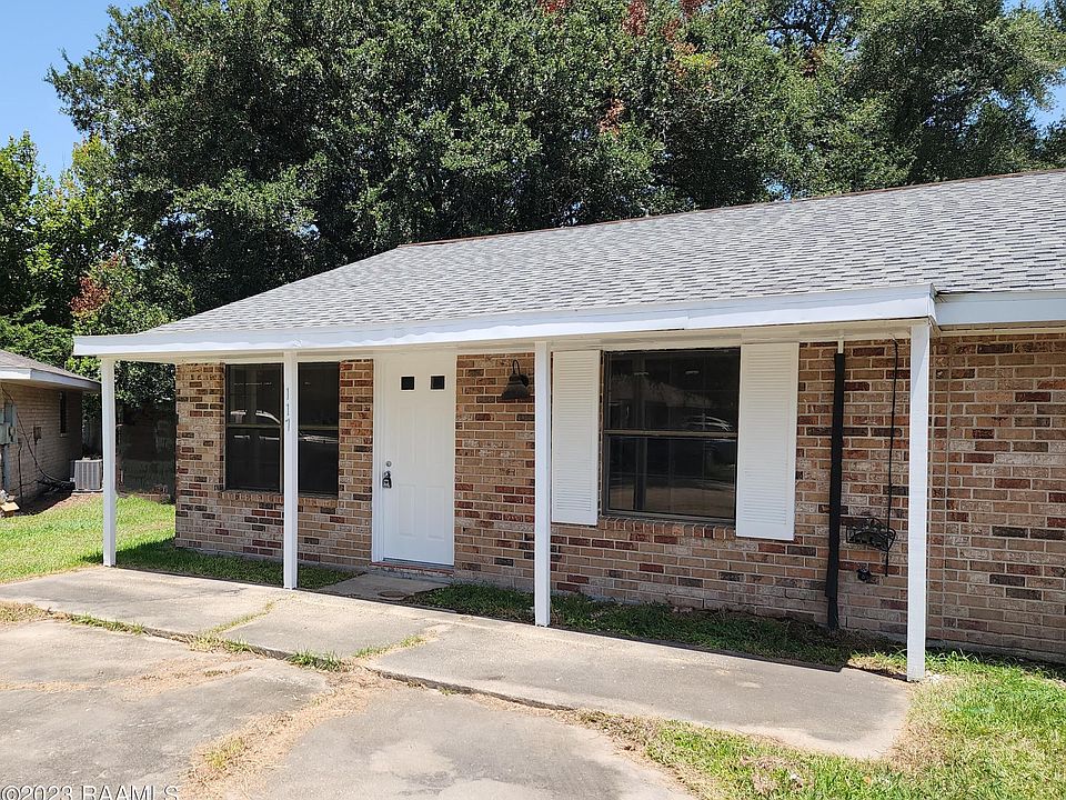 1st image of 117 Black Cir