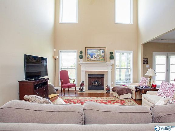 2nd image of 4809 Cove Valley Dr SE