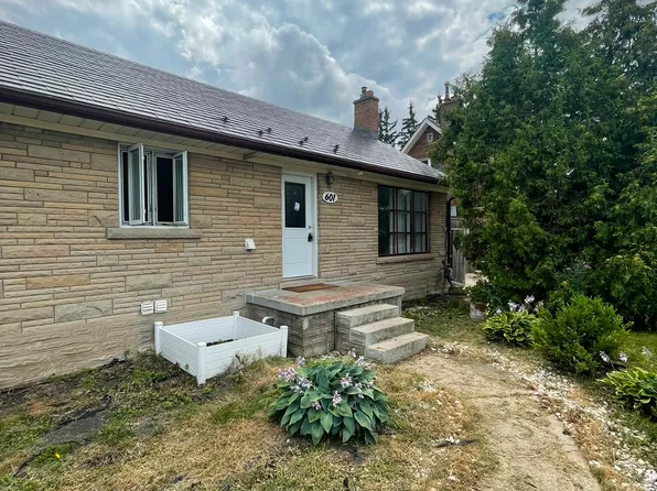 601 Frederick St #1, Kitchener, ON N2B 2A8