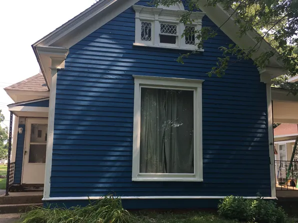 1308 Lafayette Ave, Mattoon, IL 61938