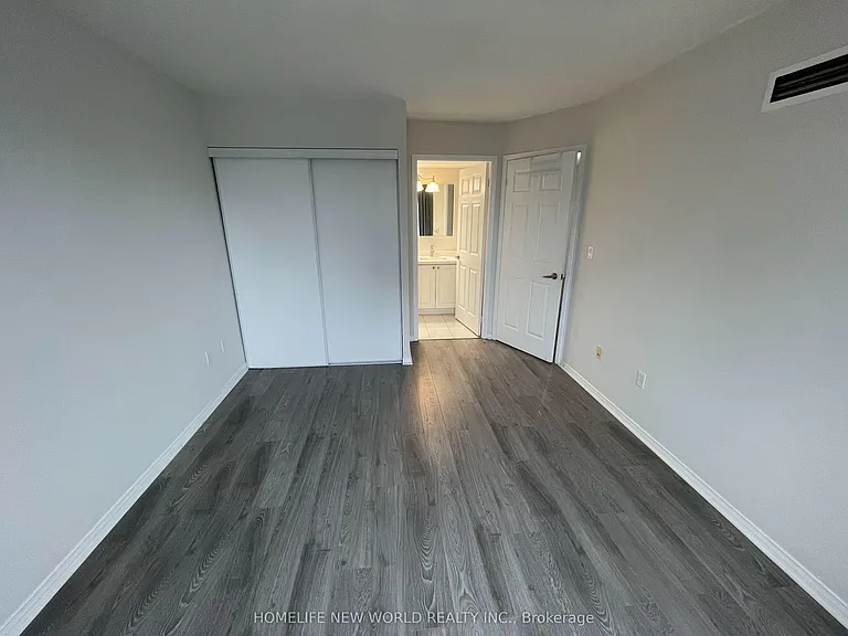 1 Pemberton Ave #2008 — Photo 12